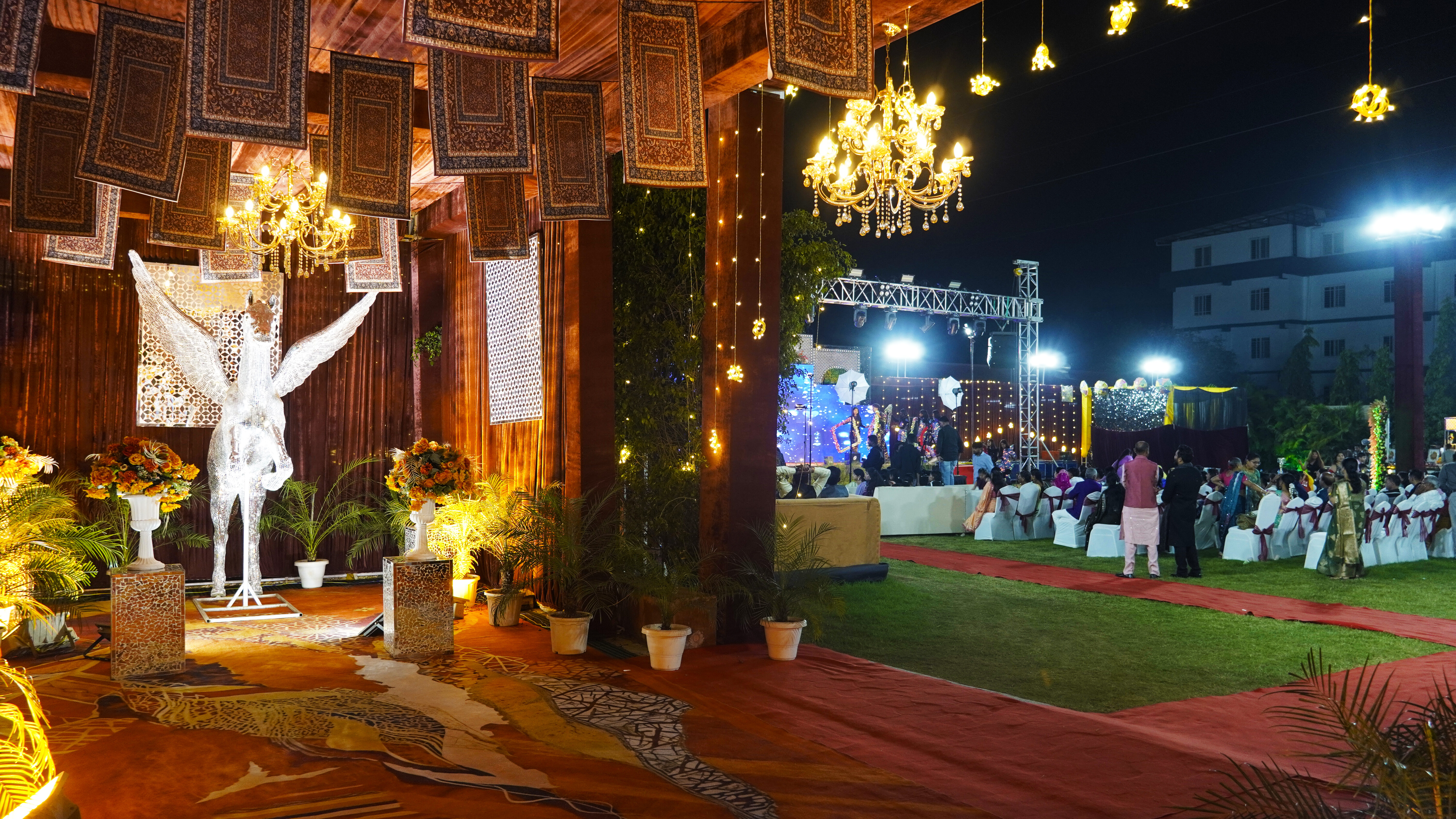 Hotel Yashoda Privilege - Garden 2 setup, Bhopal